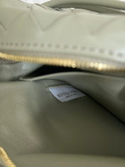 BV LOOP MINI 17CM KHAKI CALFSKIN
