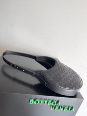 BV SMALL DROP 32CM BLACK LAMBSKIN