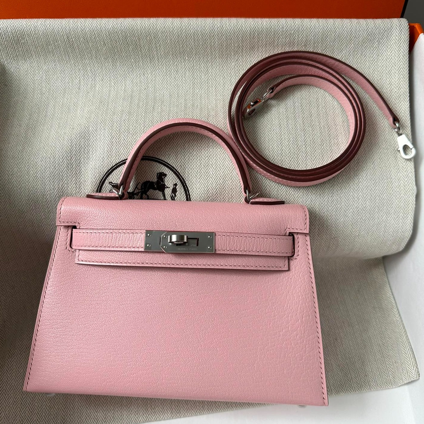 HM KELLY MINI 19 PINK CHEVRE SILVER HARDWARE