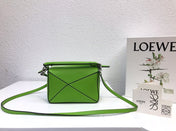 LOE MINI 18 PUZZLE BAG IN EMERALD GREEN CALFSKIN