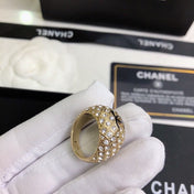 CHANEL 26S DOUBLE C LOGO FULL PAVE CRYSTAL DOME RING IN GOLD METAL 633217
