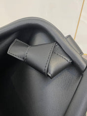 TRIANGLE HANDLE BAG 31 IN BLACK LAMBSKIN
