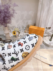PILLOW COMFORT ANKLE BOOTS IN WHITE MIX BLACK MONOGRAM NYLON