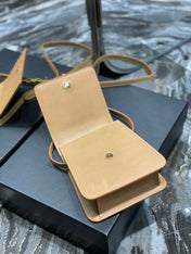 KAIA 18 HANDBAG IN YELLOW CREAM CALFSKIN
