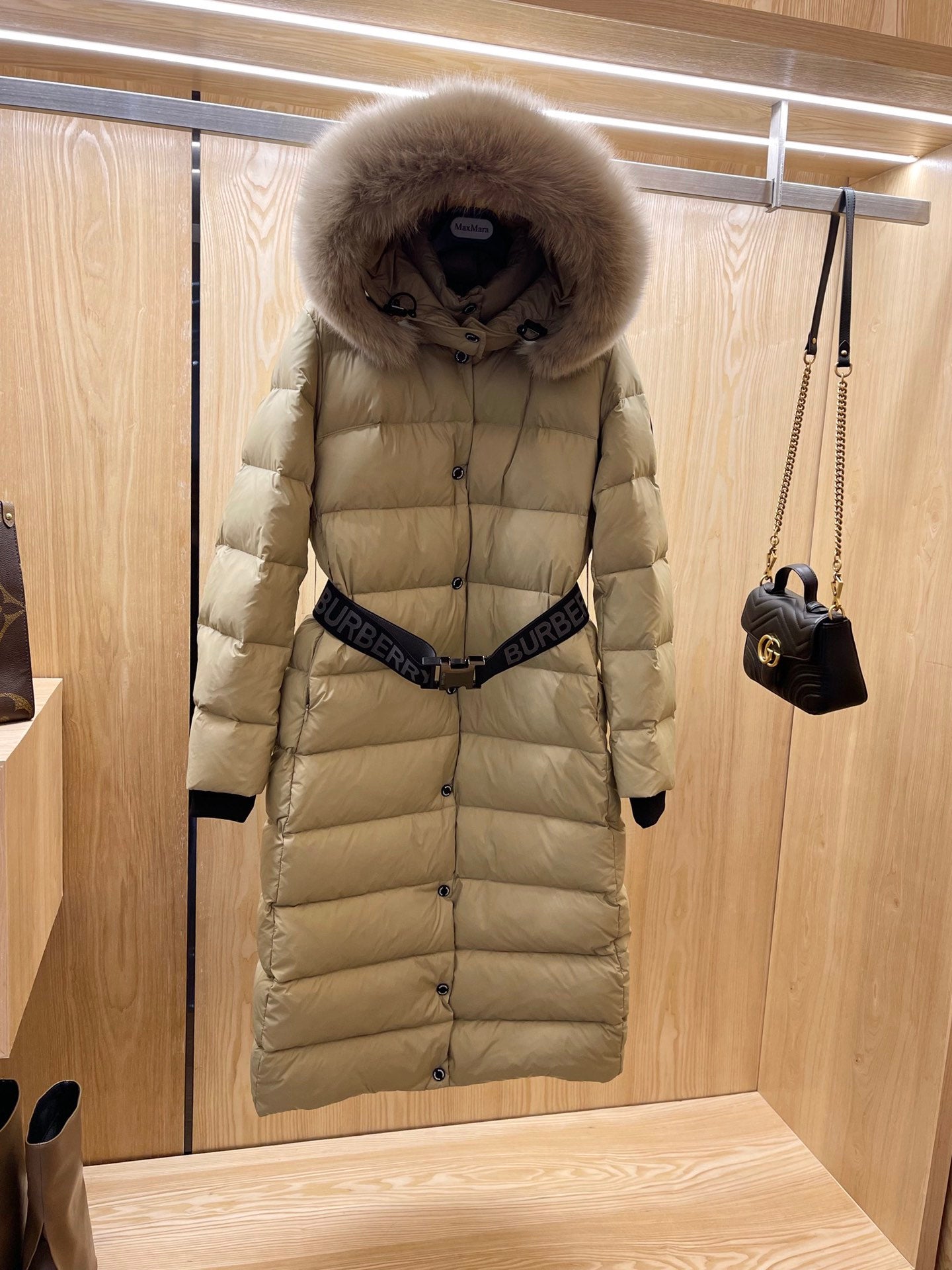 BURBERRY 25S LONG COAT 198