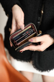 CC ZIPPED COIN BASIC PURSE 11 BLACK CAVIAR CALFSKIN GOLD ICON