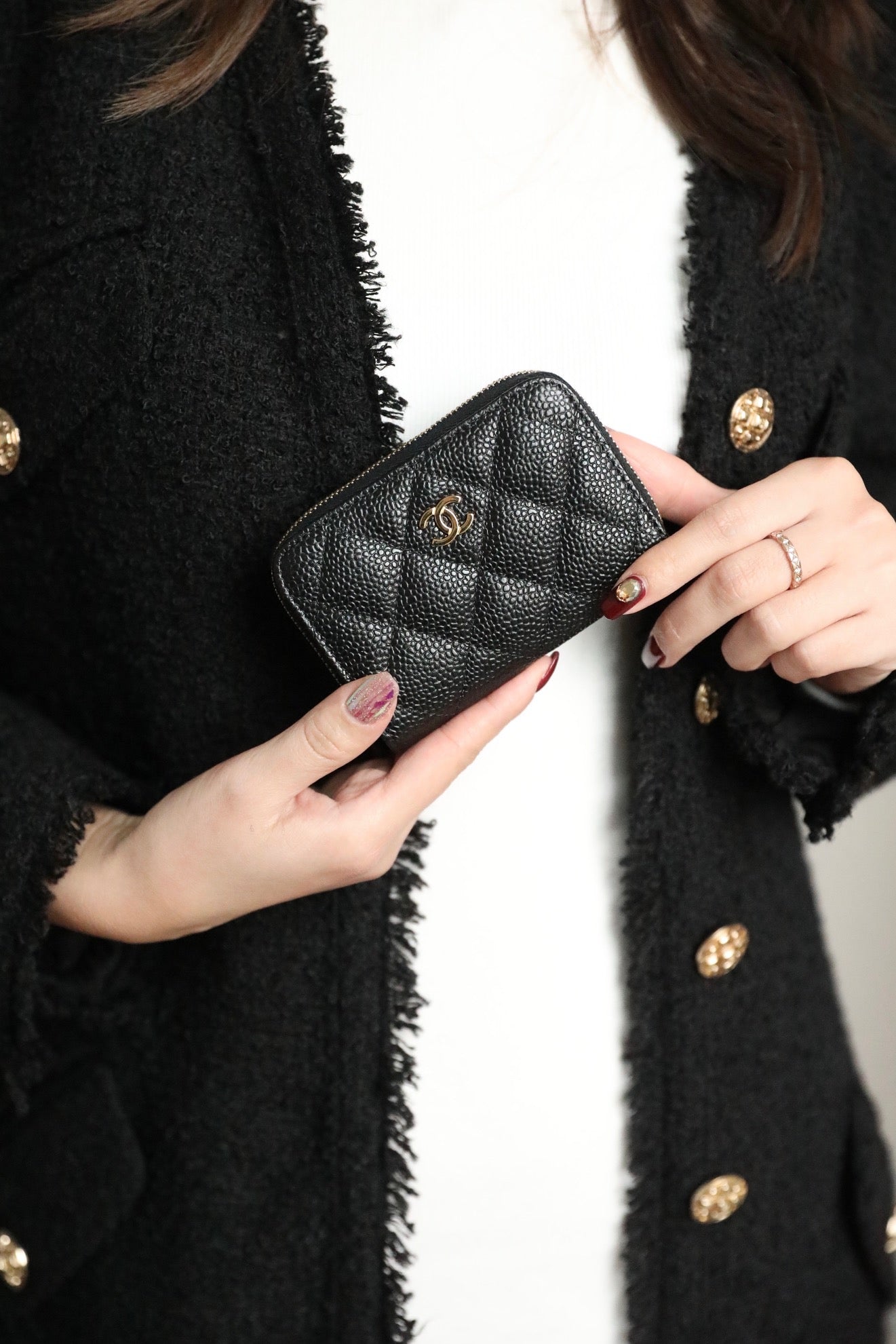 CC ZIPPED COIN BASIC PURSE 11 BLACK CAVIAR CALFSKIN GOLD ICON