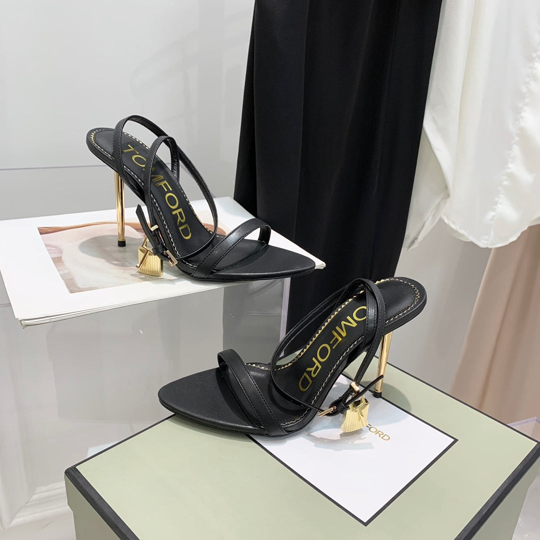 TOM FORD 26S GOLD BUCKLE HEELS 105 MM IN BLACK LAMBSKIN