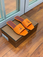 LP RAFFIA CHARMS FLATS SANDAL ORANGE CALFSKIN