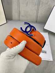 CC 30MM BELT IN FIRE ORANGE GRAINED CALFSKIN WITH NAVY BLUE METAL LOGO