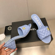 DIAMOND-QUILTED 6 CM SANDALS IN CAROLINA BLUE LAMBSKIN
