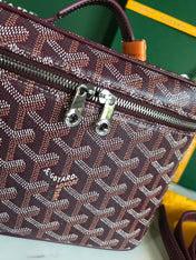 MUSE VANITY CASE 20 IN WINE RED GOYARDINE CANVAS