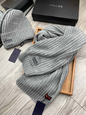 SET SCARF AND HAT IN PALE GRAY WOOL AND RABBIT FUR 388992