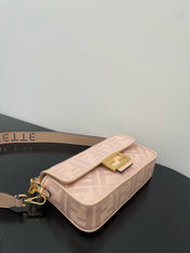 FENDI 26 BAGUETTE LIGHT PINK NAPPA LEATHER BAG WITH GOLD HARDWARE