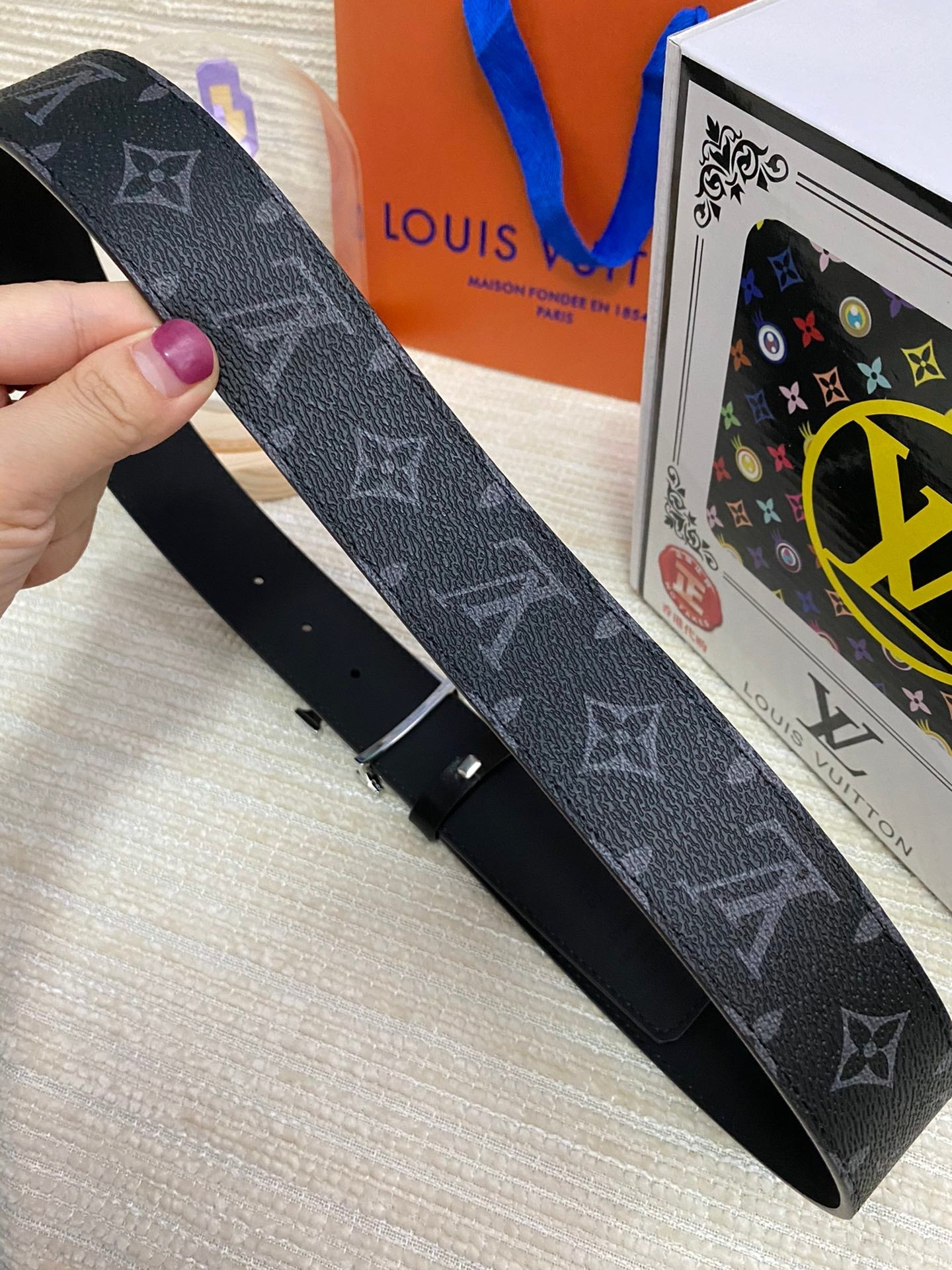 LV 25S BELT 38 MM IN BLACK CALFSKIN PRINT PATTERNS 593287