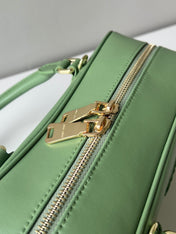 ARCADIE 27 BAG IN EMERALD GREEN CALFSKIN