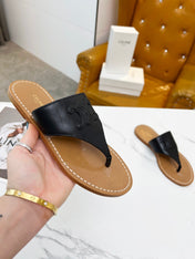 THONG MULE IN BLACK CALFSKIN
