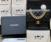 25S CHANEL MEDIUM FLAP BAG 25 IN BLACK CALFSKIN GOLD HARDWARE