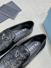 PRA OSTRICH PATTERN LOAFERS BLACK CALFSKIN