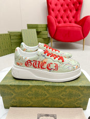 GG TRAINER SAGE CALFSKIN WITH FLOWERS PATTERN