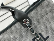 CC DEAUVILLE LARGE 38 TOTE BAG IN GREY CANVAS WITH BLACK LOGO