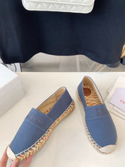 CHLOÉ LOAFER SHOES IN PIGEON BLUE DENIM AND WOVEN RAFFIA