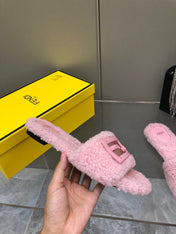 FENDI BAGUETTE SLIDE SLIPPERS IN LIGHT PINK WOOL