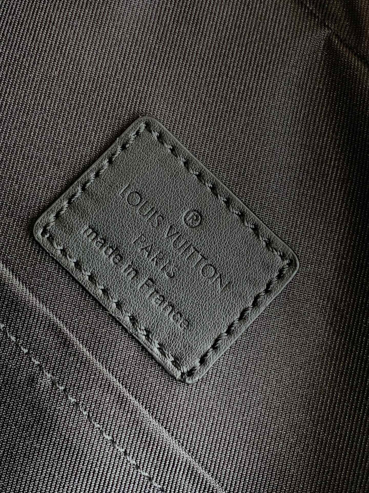 BACKPACK 41.5 IN BLACK MONOGRAM LAMBSKIN