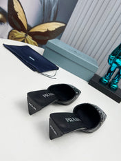PRADA 26S MULE 40MM IN BLACK CALFSKIN CRYSTAL EMBELLISHED
