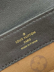 DAUPHINE SOFT MM 24 IN BLACK SMOOTH LAMBSKIN GOLD HARDWARE