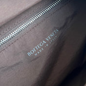 POSTINO BAG 30 IN HICKORY BROWN CALFSKIN