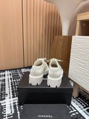 CC OXFORD SHOES IN WHITE TWEED AND CALFSKIN