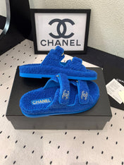 CC DAD SANDAL MULE IN AZURE BLUE LAMB FUR