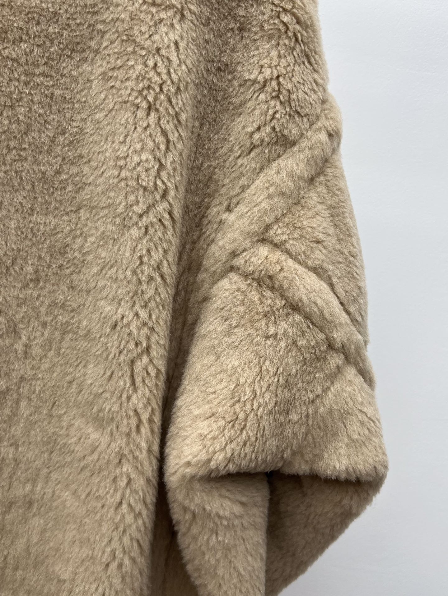 DIOR 25S LONG TEDDY COAT STYLE 251