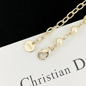 CD 26S PEARL STRAND BUTTERFLY PENDANT NECKLACE IN GOLD METAL 633112