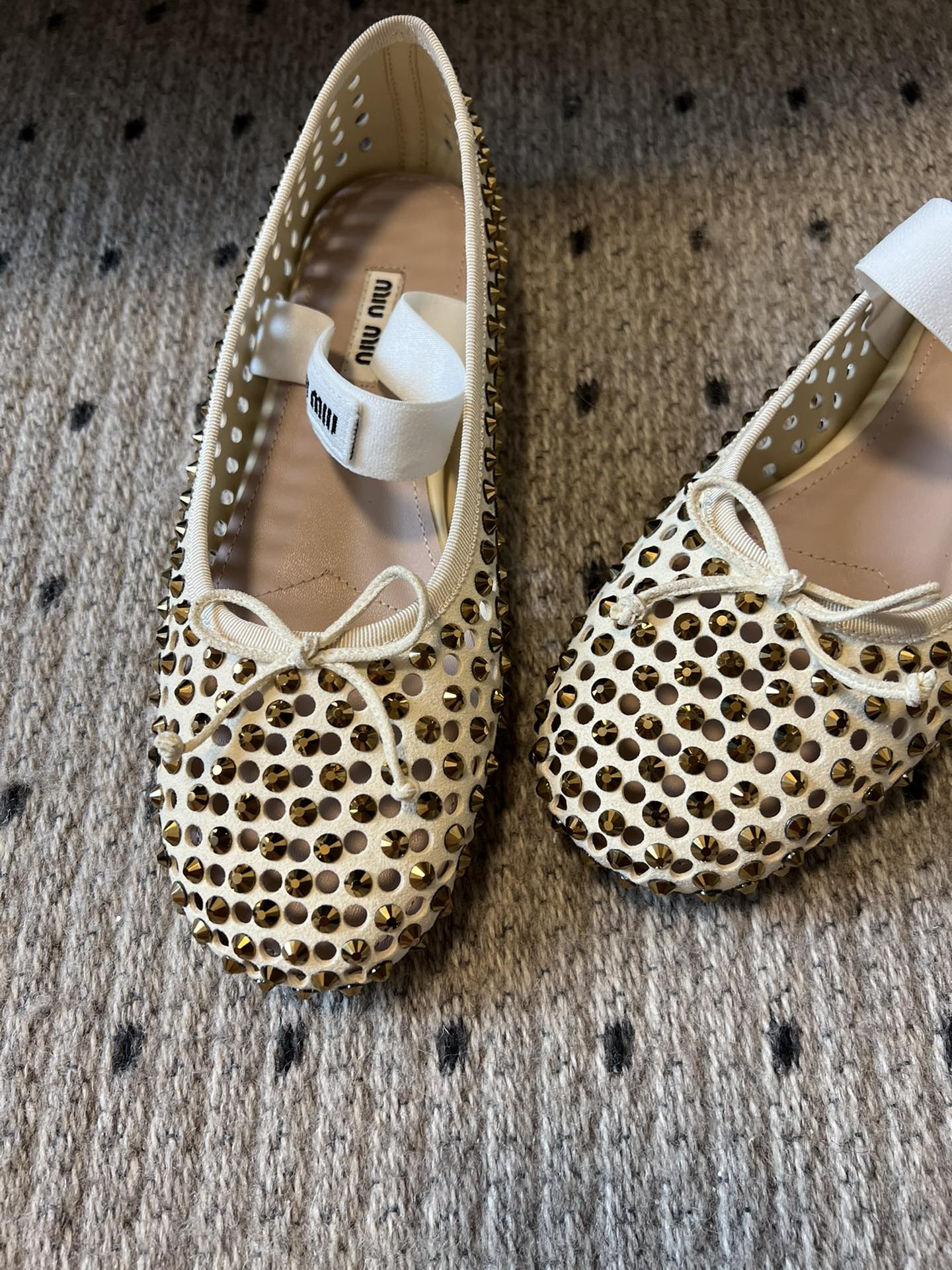 MIUMIU 26S BALLERINA FLATS IN LIGHT BEIGE MESH CALFSKIN WITH RHINESTONES