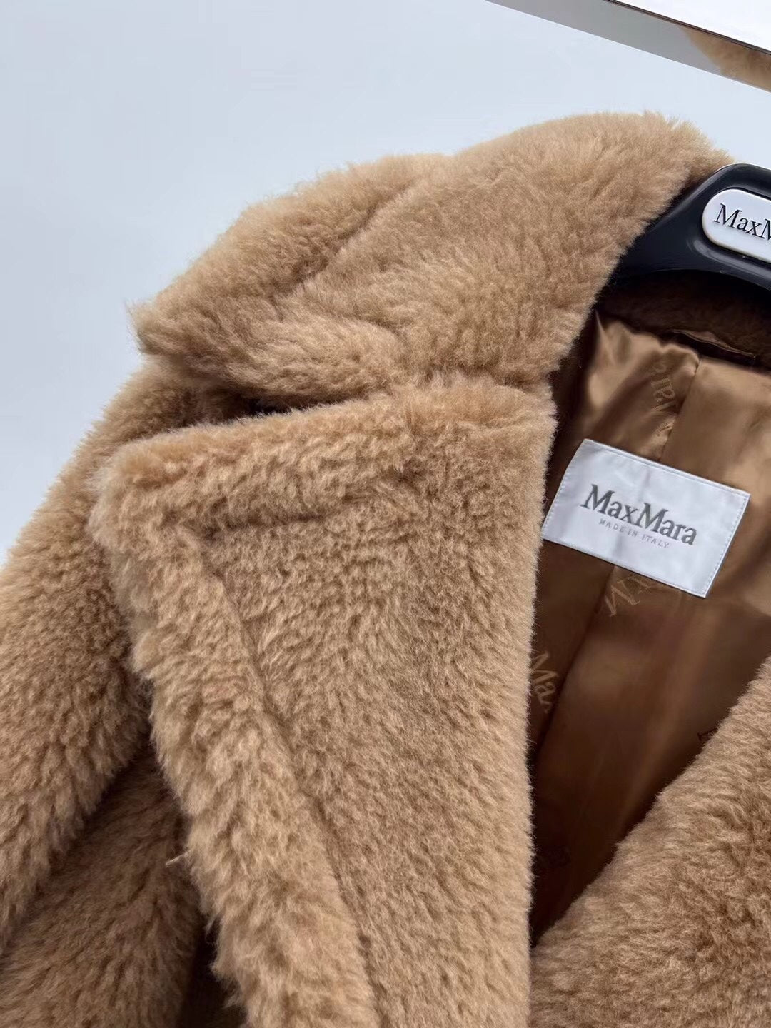 DIOR 25S LONG TEDDY COAT STYLE 261