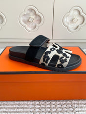 HM 26S CHYPRE SANDALS IN WHITE MIX BLACK SUEDE WITH EMBROIDERED PATTERN STRAP