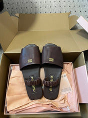 RUCHES SANDALS IN DARK BROWN LAMBSKIN