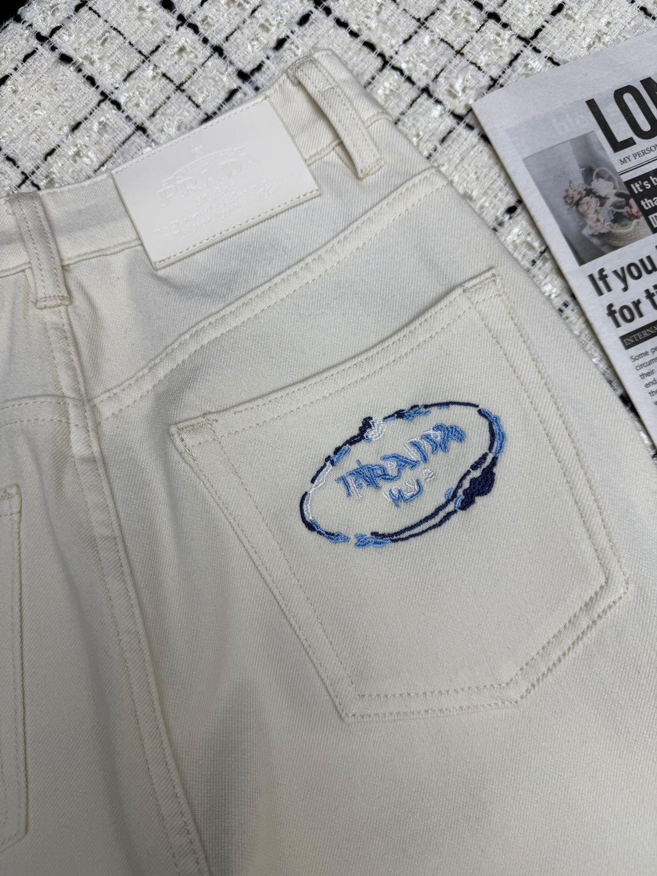 PRADA 26S DENIM JEANS 604