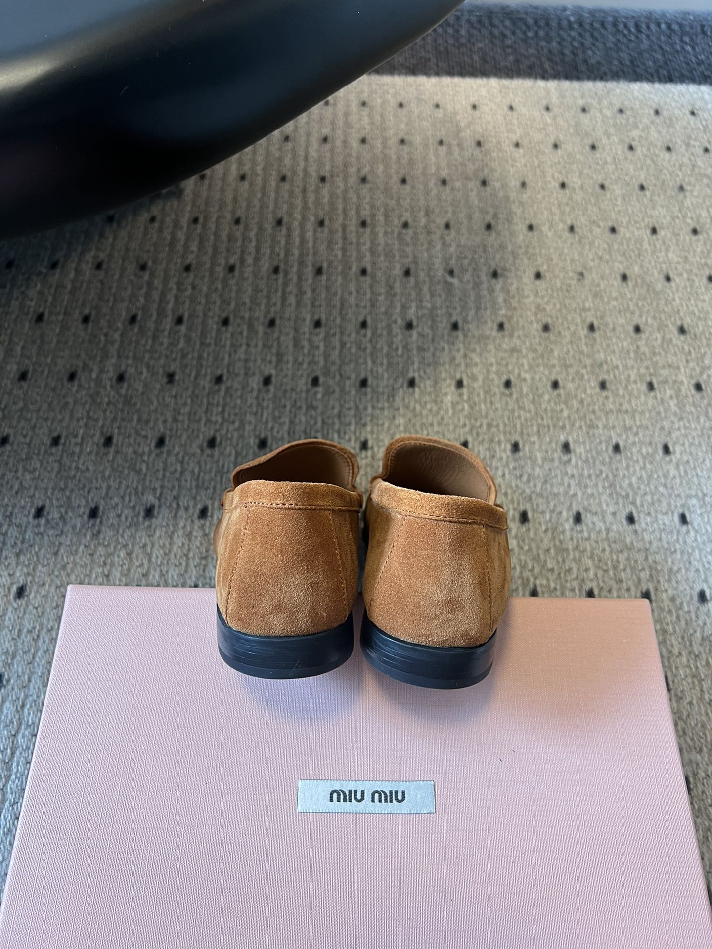 MIUMIU 26S LOAFERS IN CARAMEL BROWN SUEDE