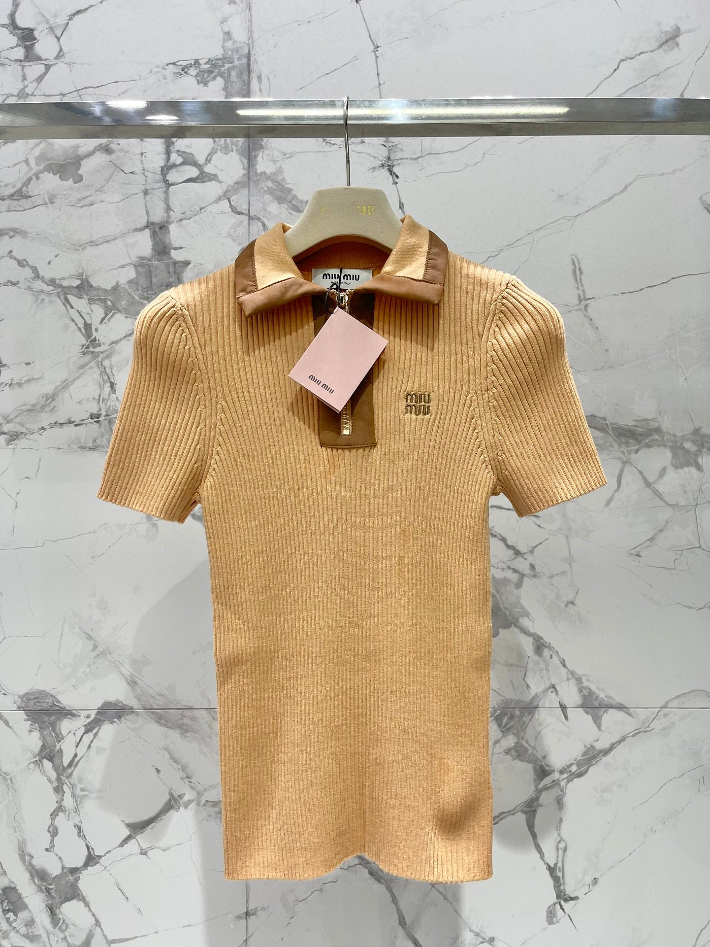 MIUMIU SHORT-SLEEVE KNIT TOP STYLE 263