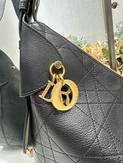 DIOR 26S VOYAGE BAG 34 IN BLACK CALFSKIN
