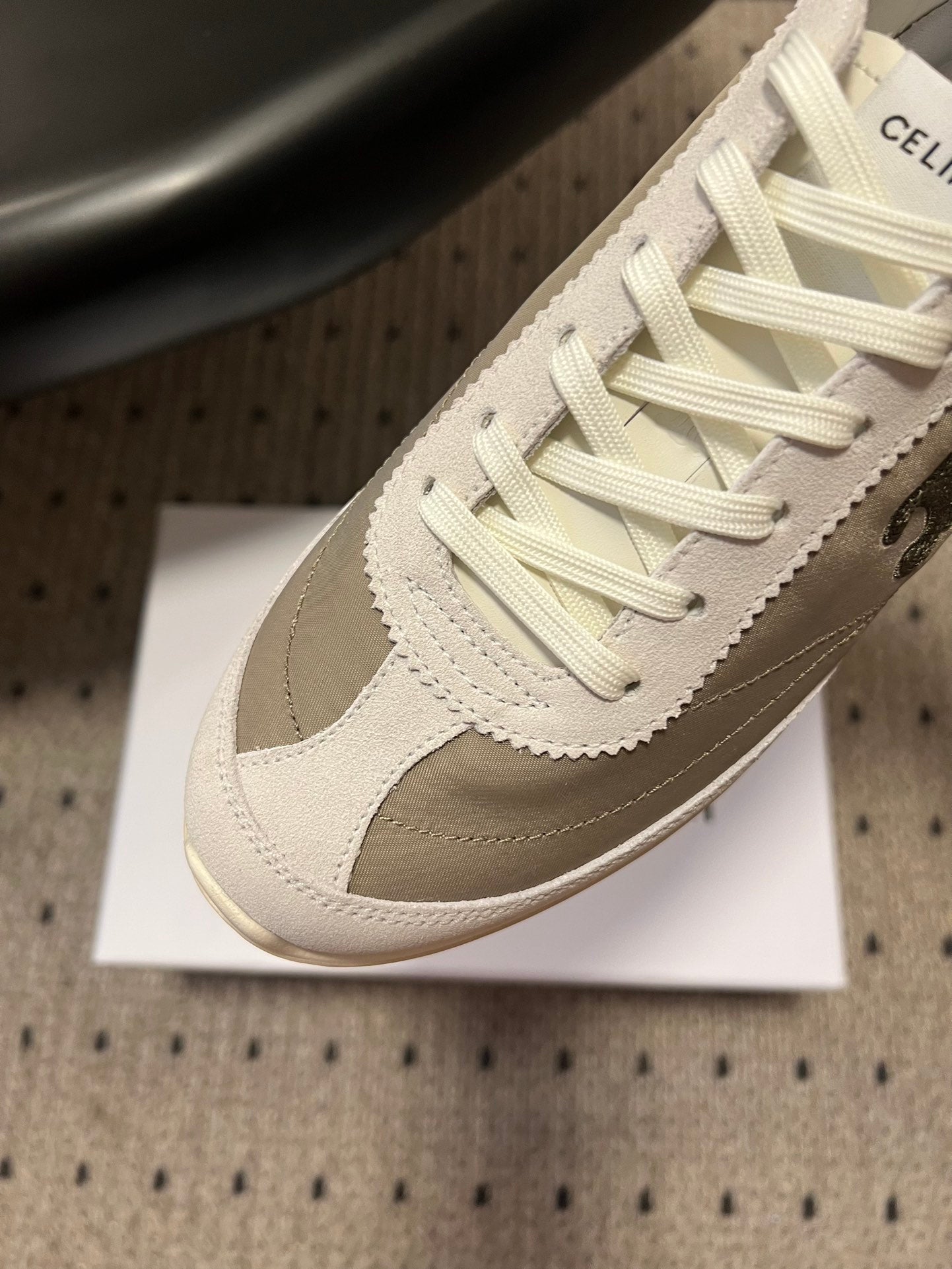 CELINE 26S RACER SNEAKERS IN WHITE SUEDE AND BEIGE GRAY FABRIC