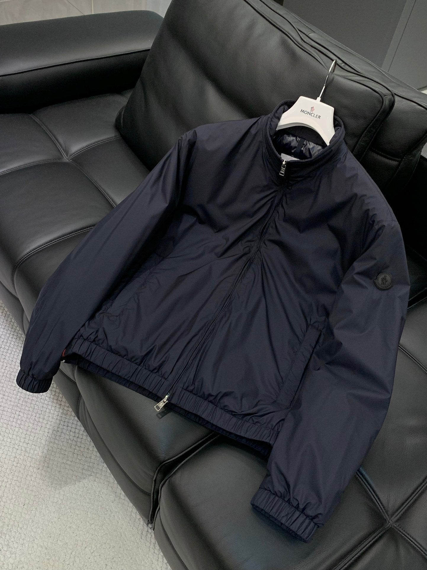 MONCLER 25S DOWN JACKET 391