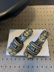 DIOR 26S DWAY HEELED SLIDE 40MM IN BLACK AND GOLD EMBROIDERED COTTON