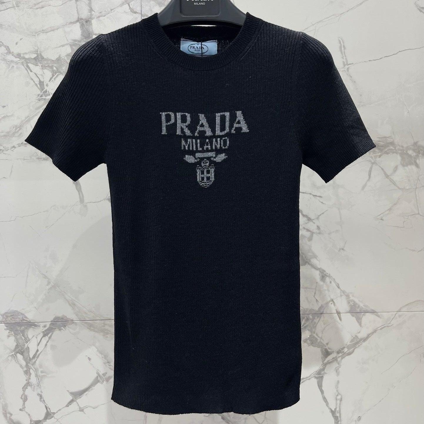 PRADA 26S SHORT-SLEEVE T-SHIRT 688