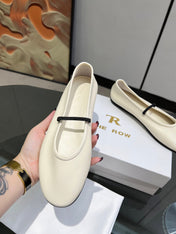 THE ROW 26S BALLET FLATS IN IVORY WHITE CALFSKIN