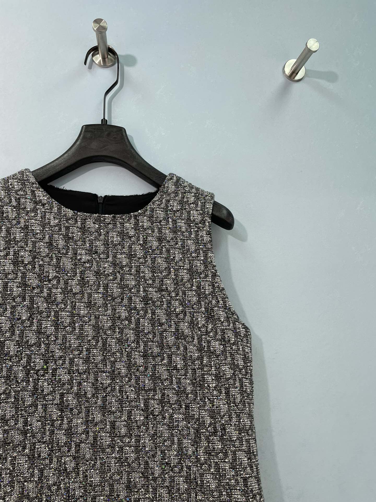 DIOR 26S SLEEVELESS TWEED MINIDRESS 1548