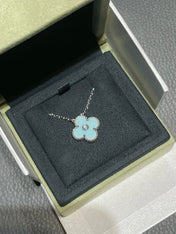 CLOVER 1 DIAMOND LIGHT BLUE SILVER NECKLACE